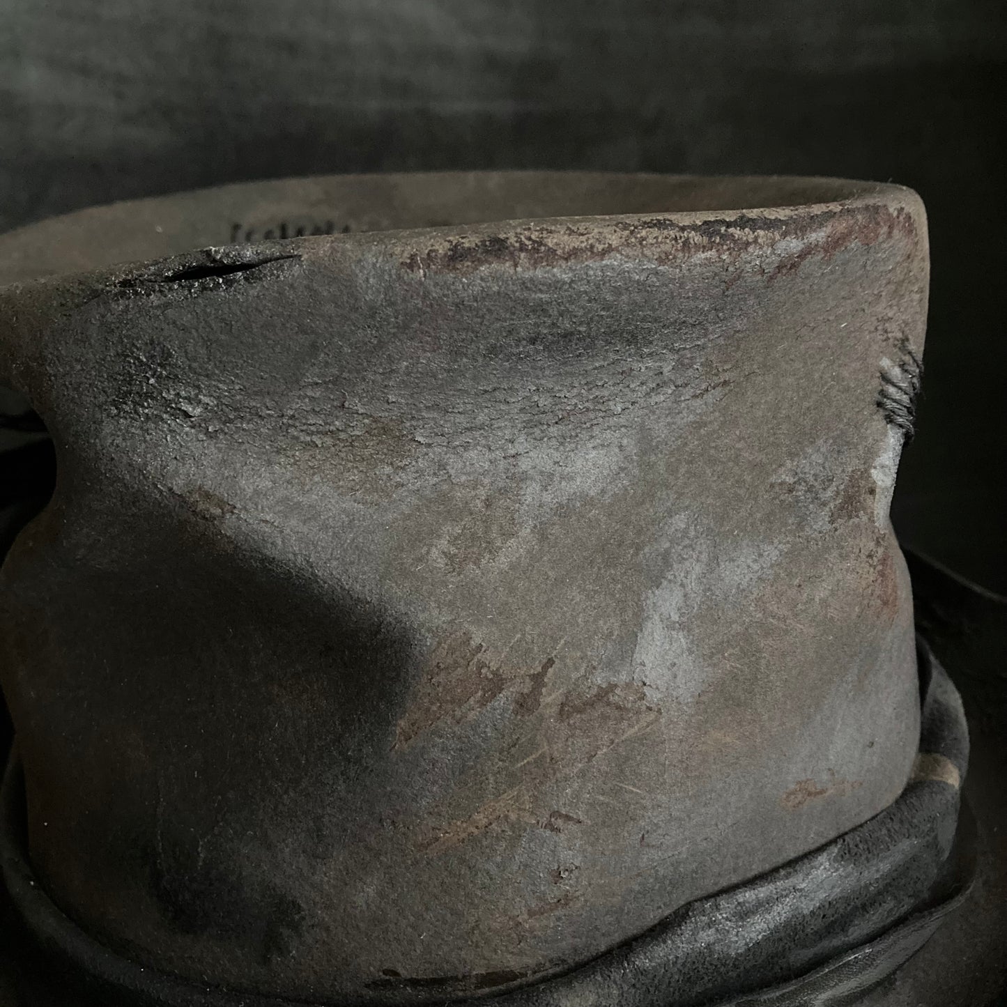 Charcoal crow crash silk hat