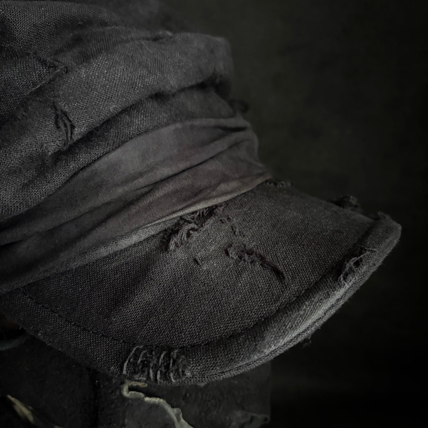 Black linen damage martial turn cap