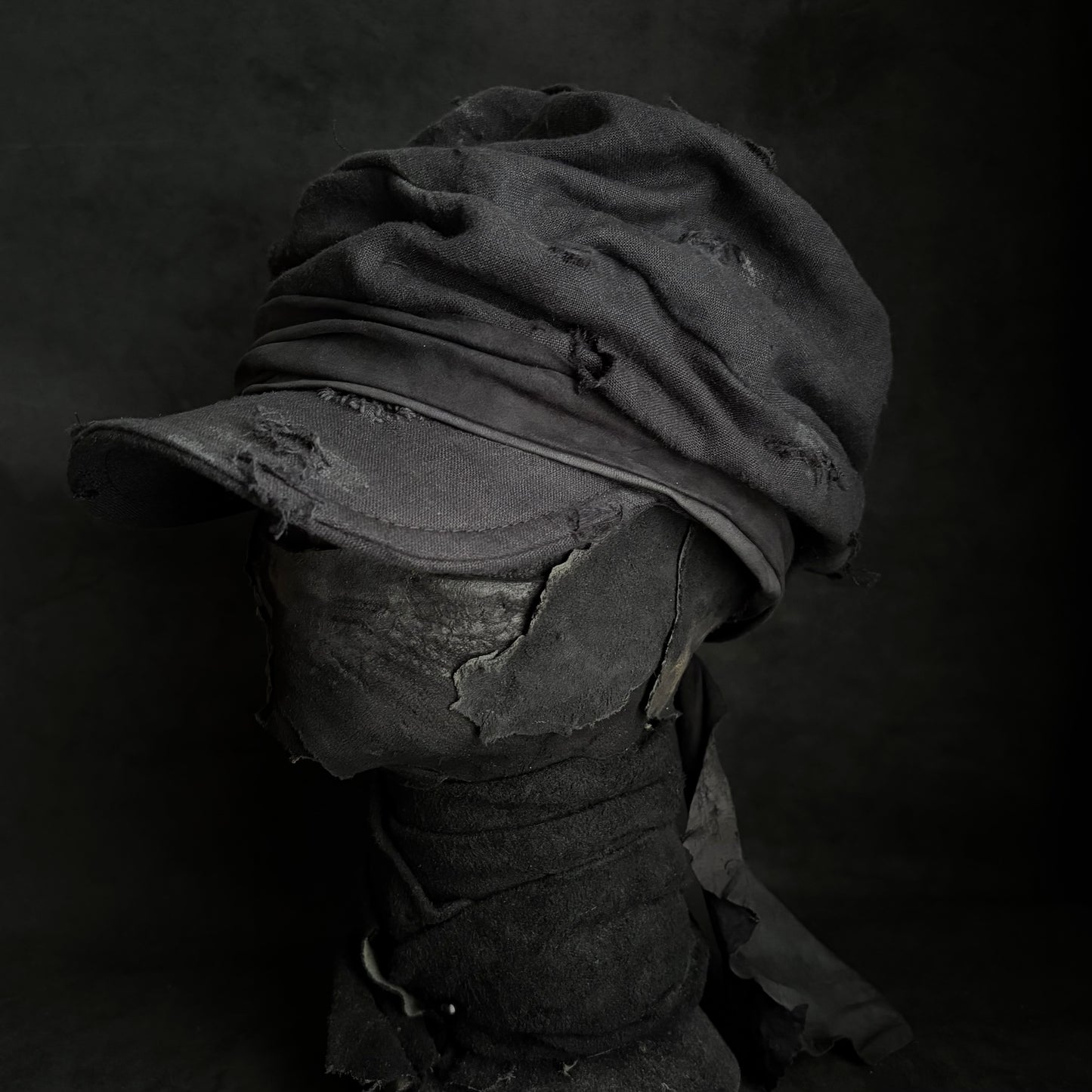 Black linen damage martial turn cap
