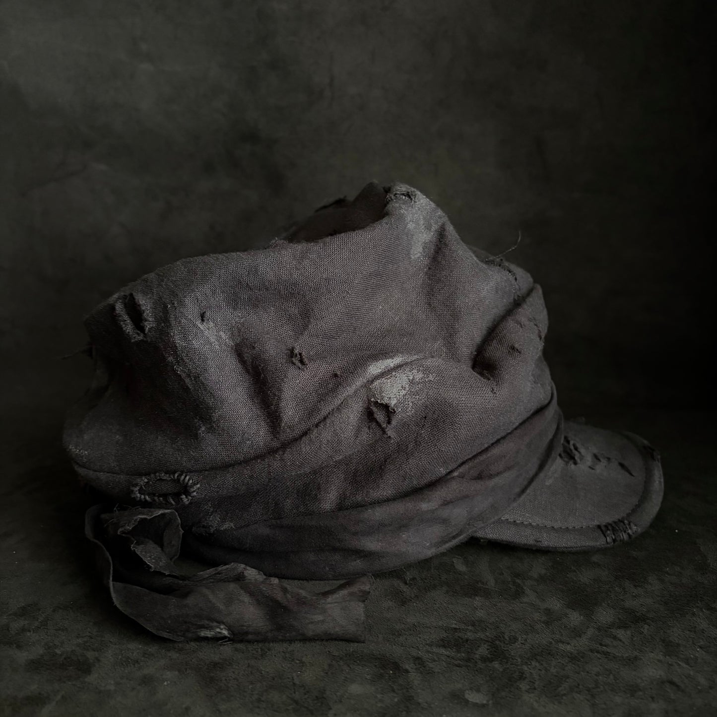 Black linen damage martial turn cap
