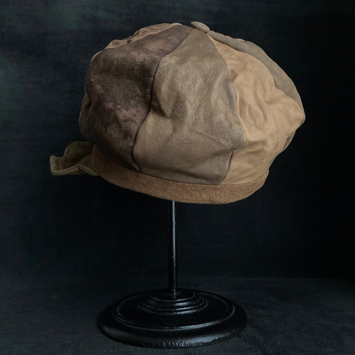 Each brown camel leather casquette