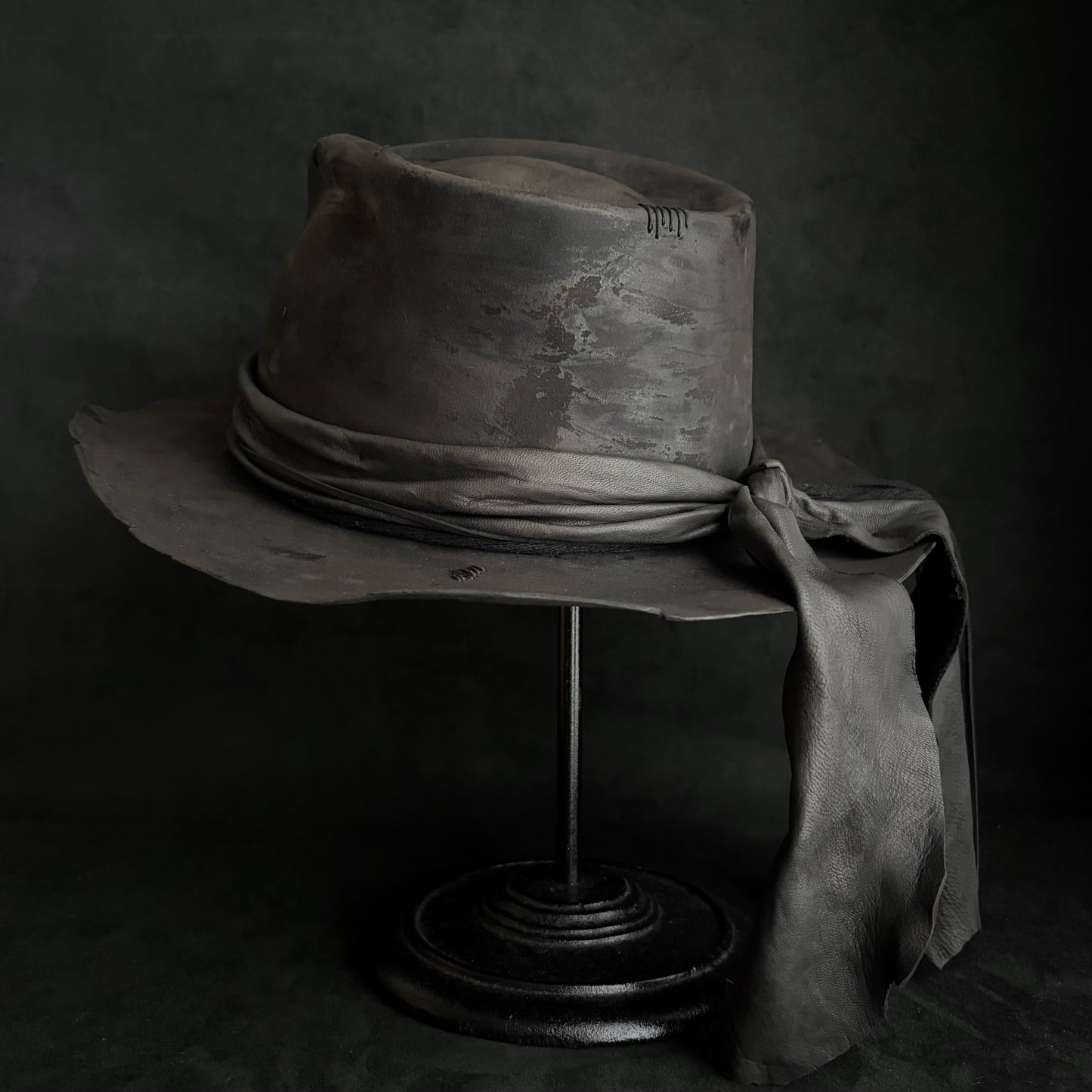Dark brave beaver fedora hat