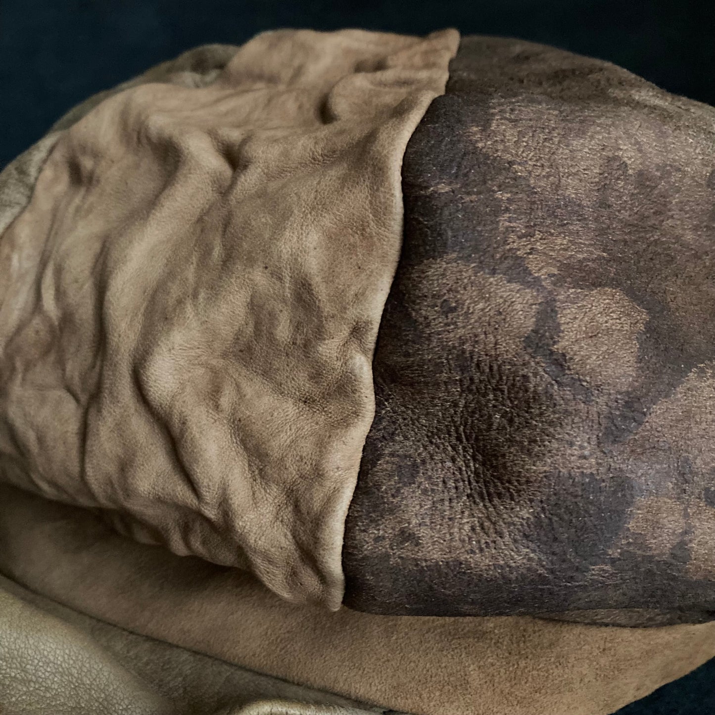 Each brown camel leather casquette