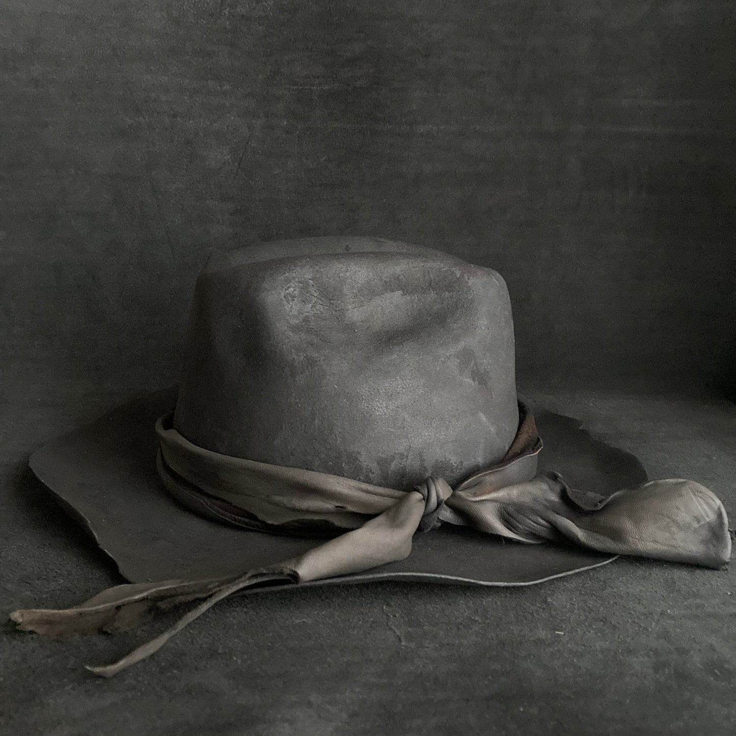 Charcoal jagged leather western hat