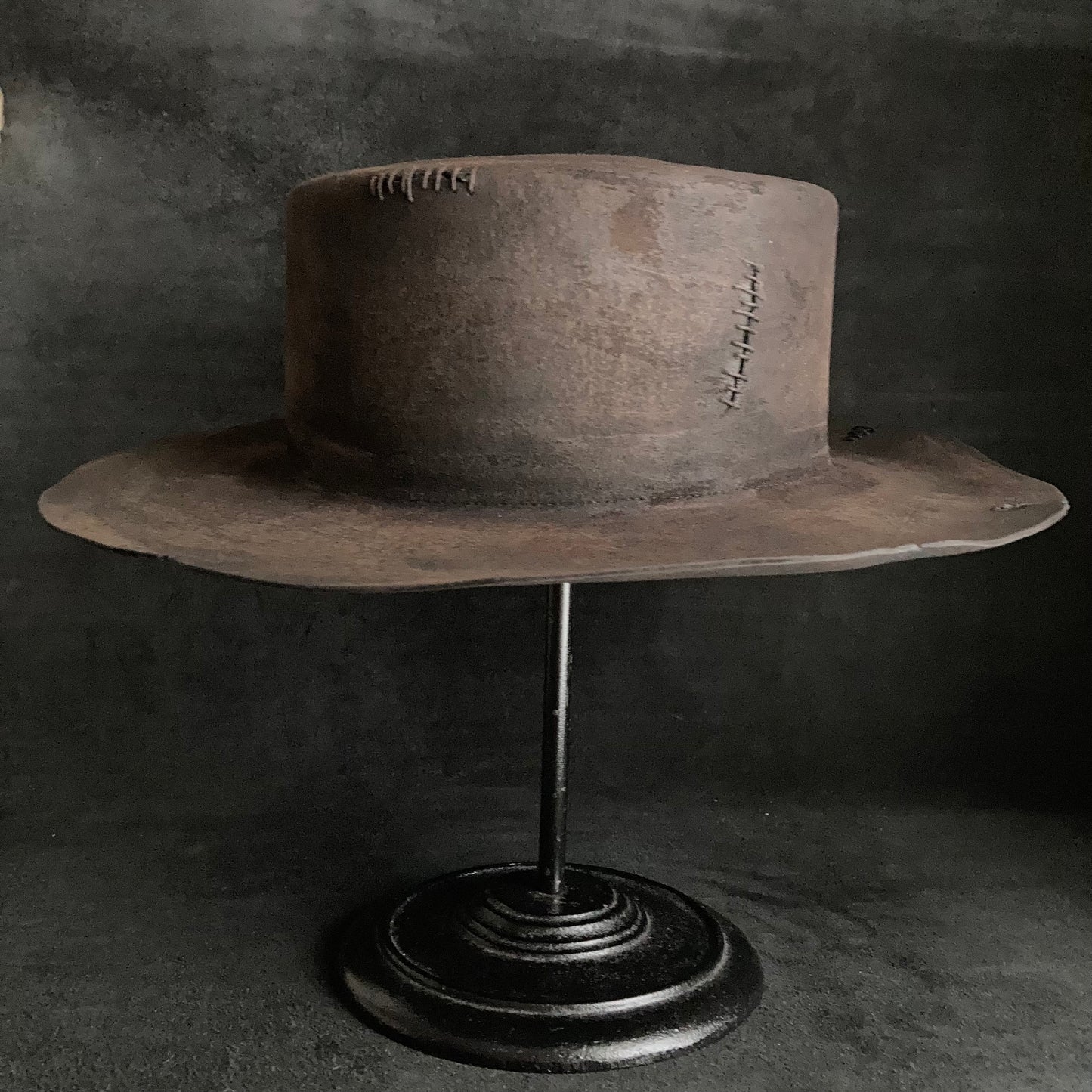 Burned stone flat hat