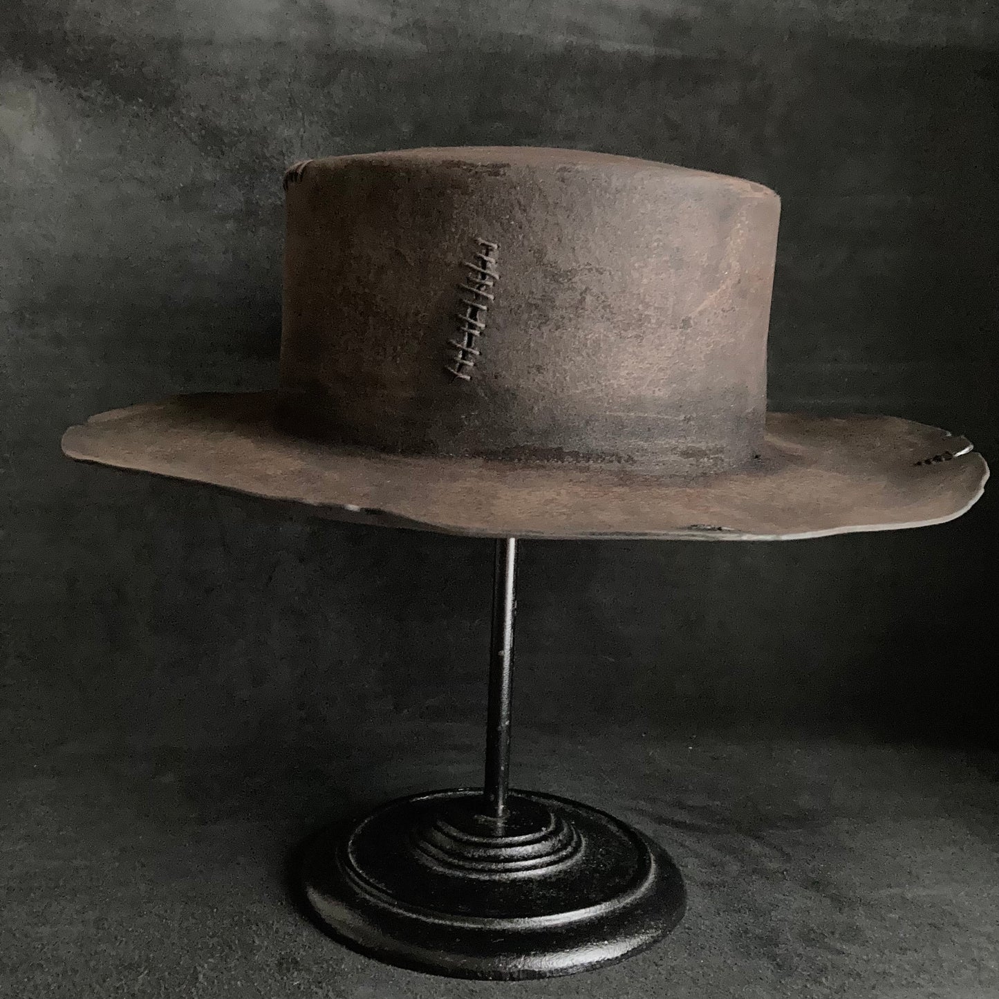 Burned stone flat hat