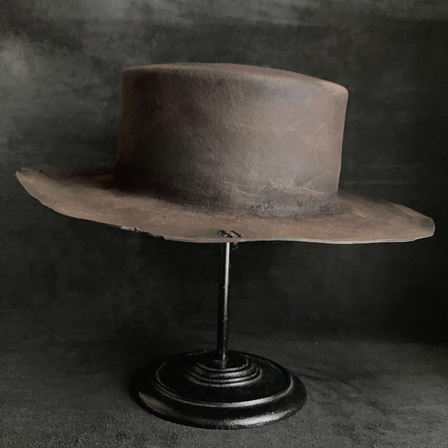 Burned stone flat hat