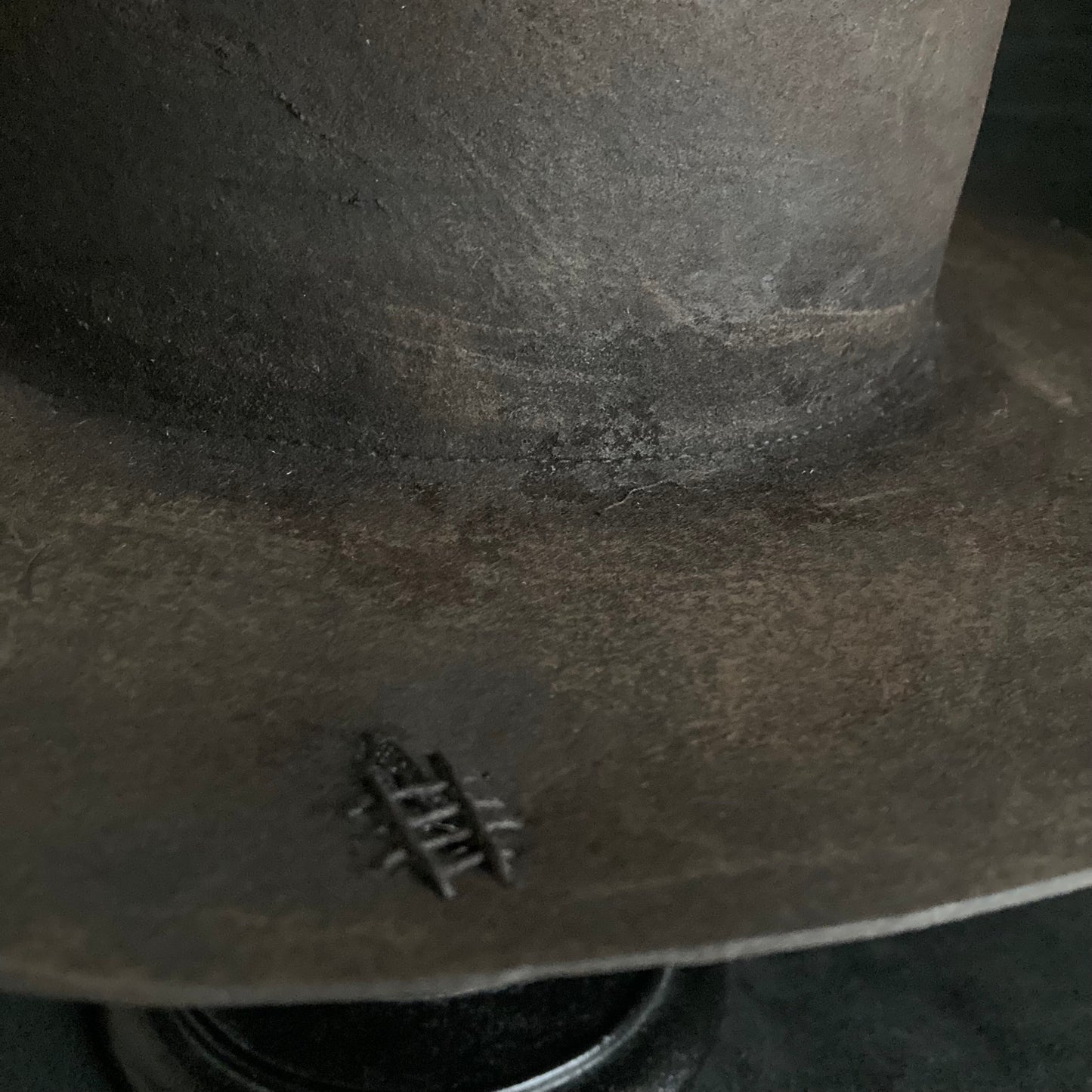 Burned stone flat hat