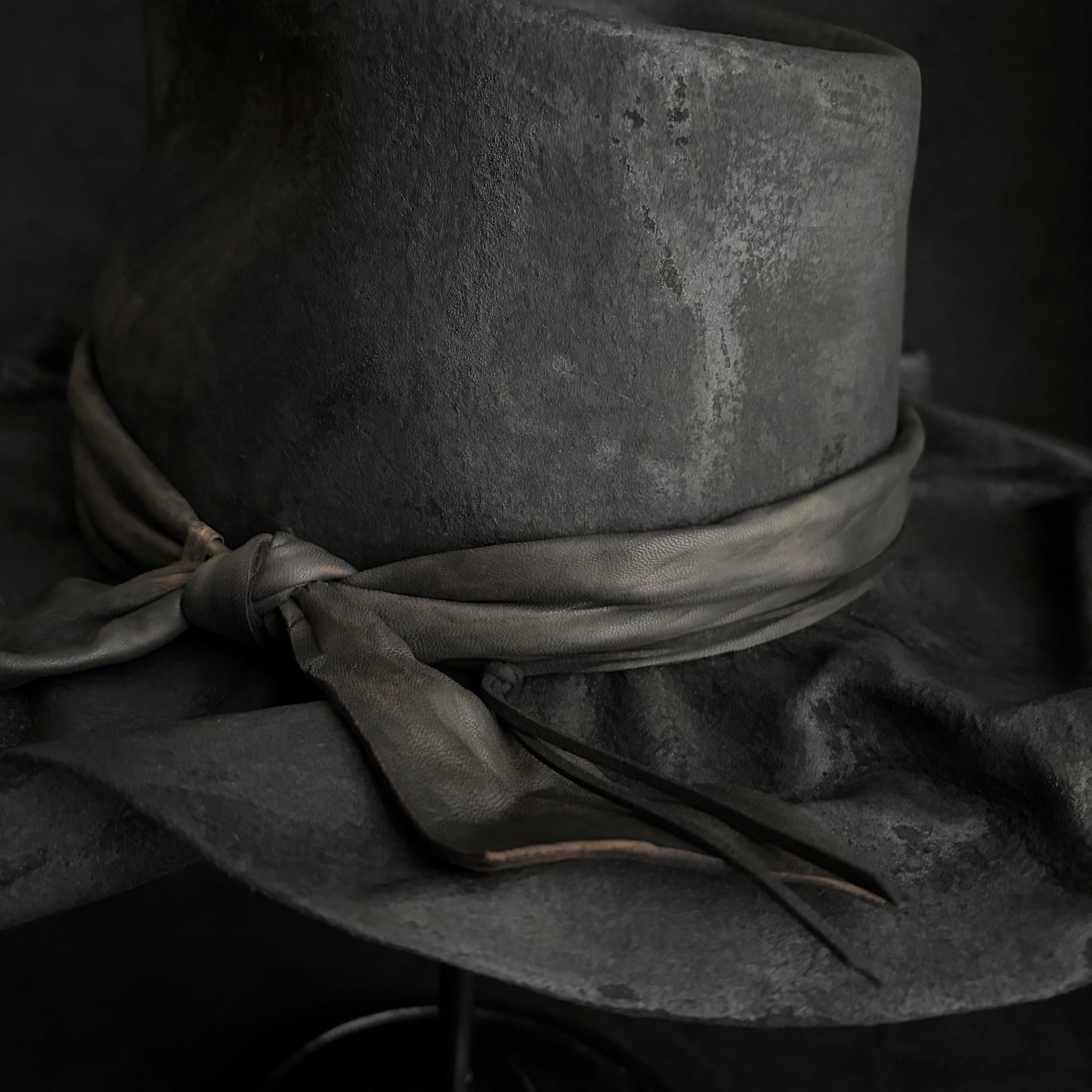 Charcoal folded brim lgnis fedora hat