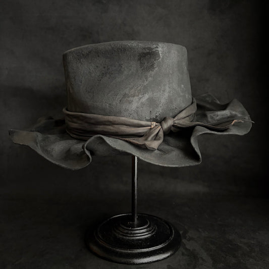 Charcoal folded brim lgnis fedora hat
