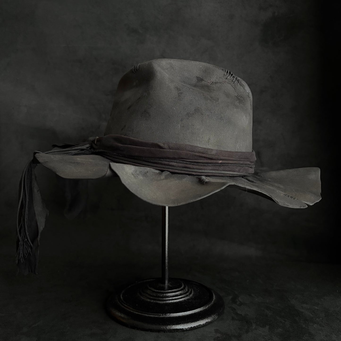 Charcoal back hide fedora hat
