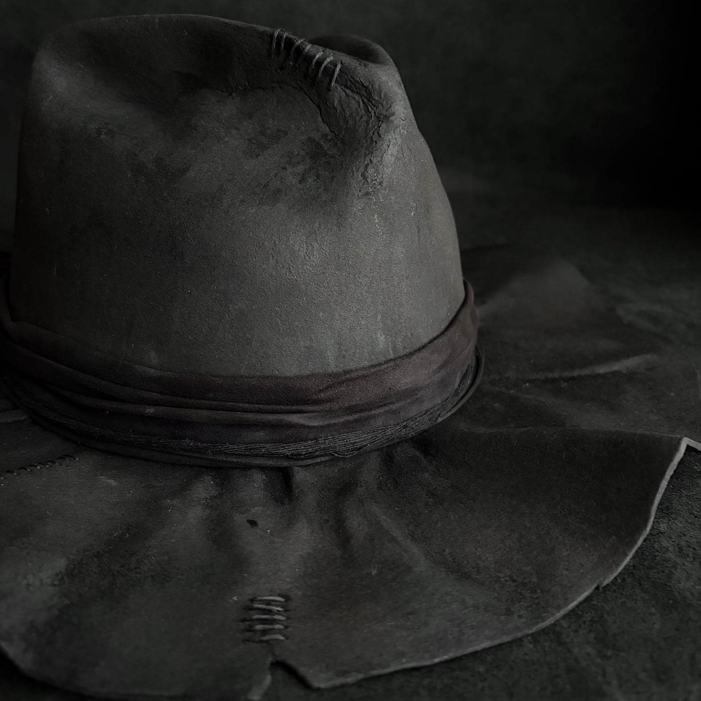Charcoal back hide fedora hat