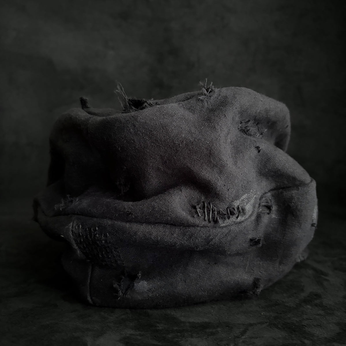 Black linen damage patchwork＆stitch casquette (brim core)