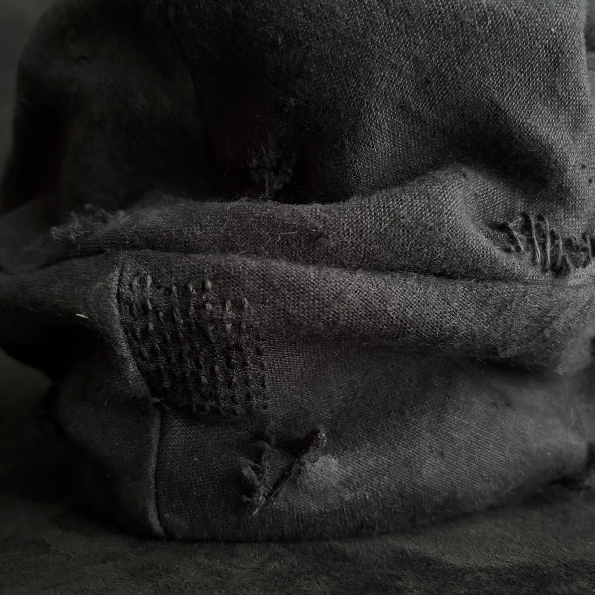 Black linen damage patchwork＆stitch casquette (brim core)