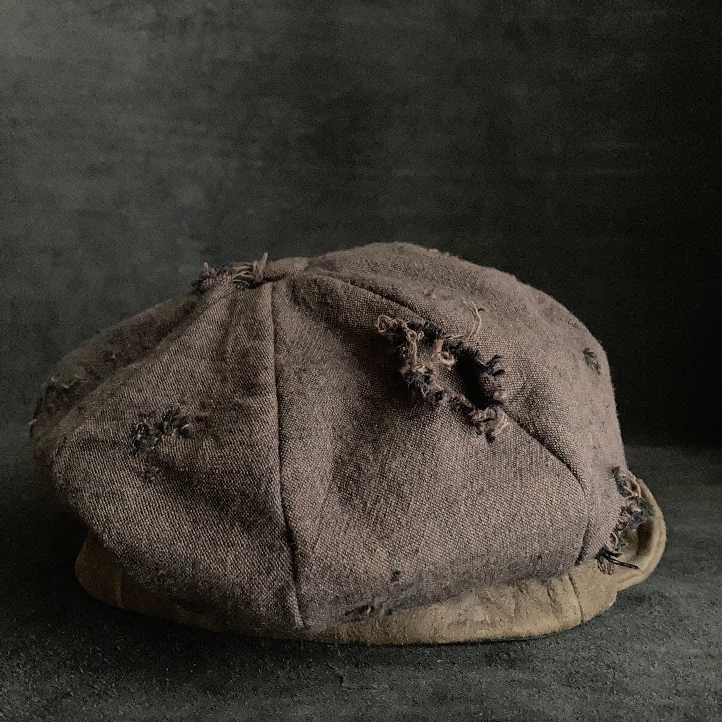 Slab khaki brown damage  casquette