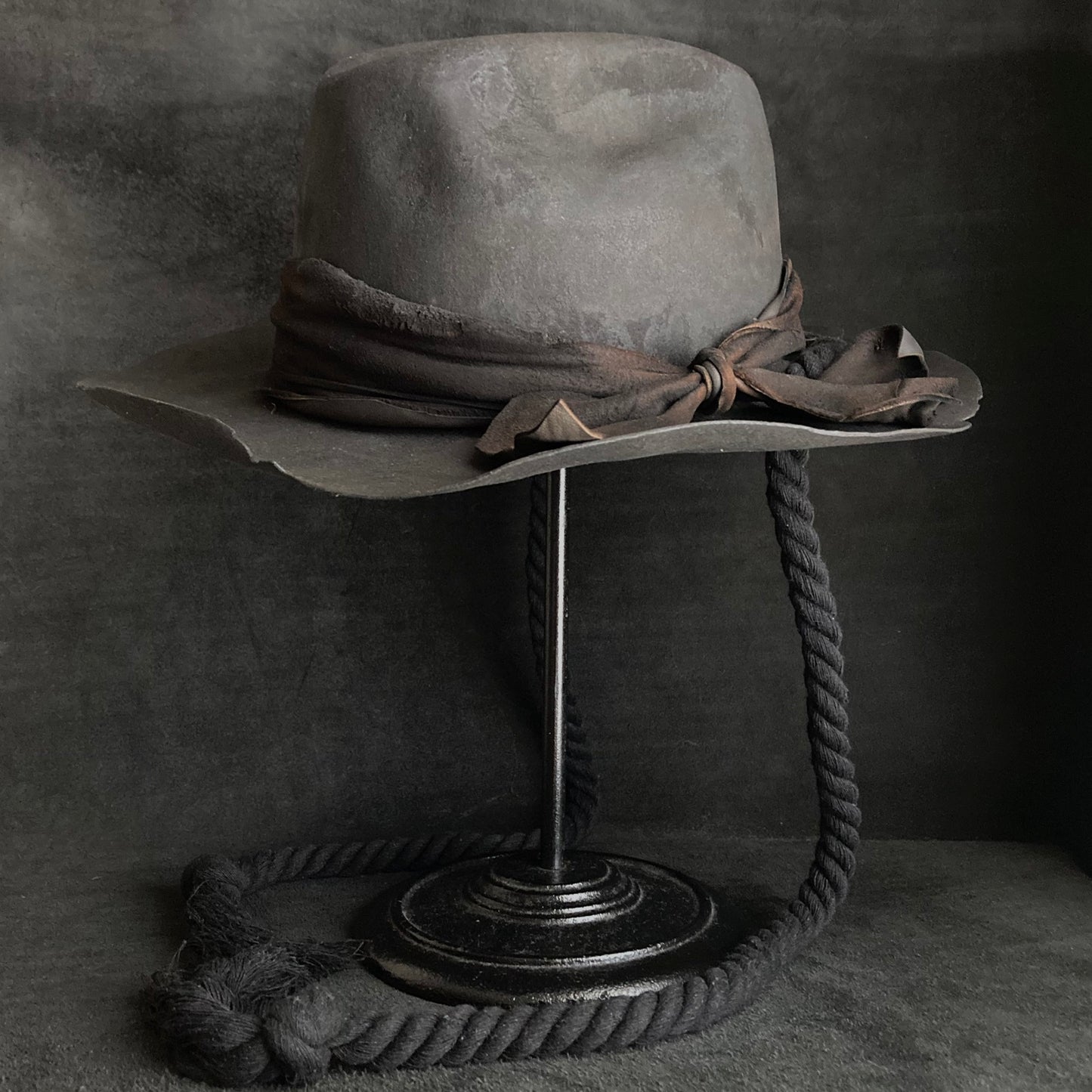 Charcoal jagged western hat (hanging rope)