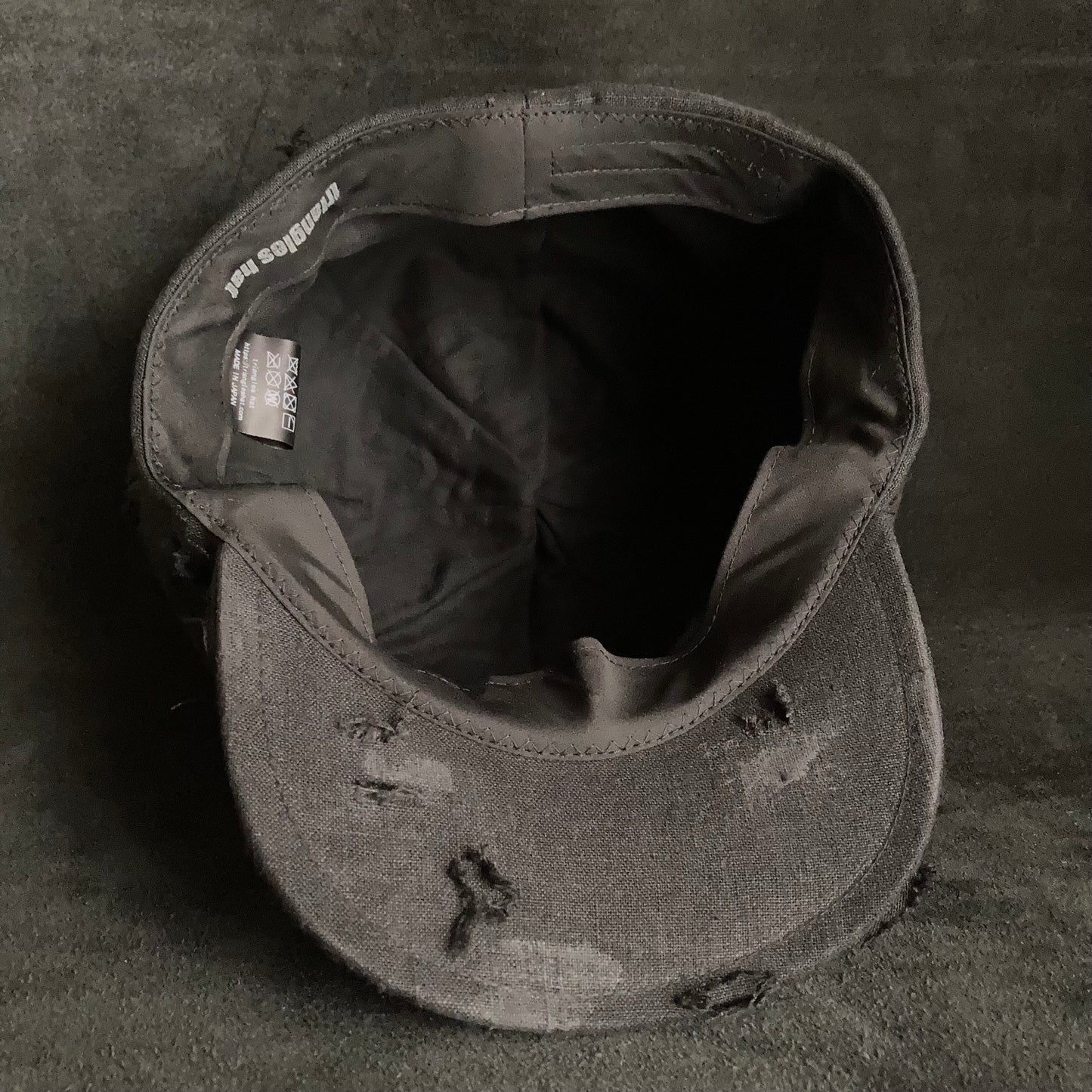 Black linen damage  casquette(brim core)