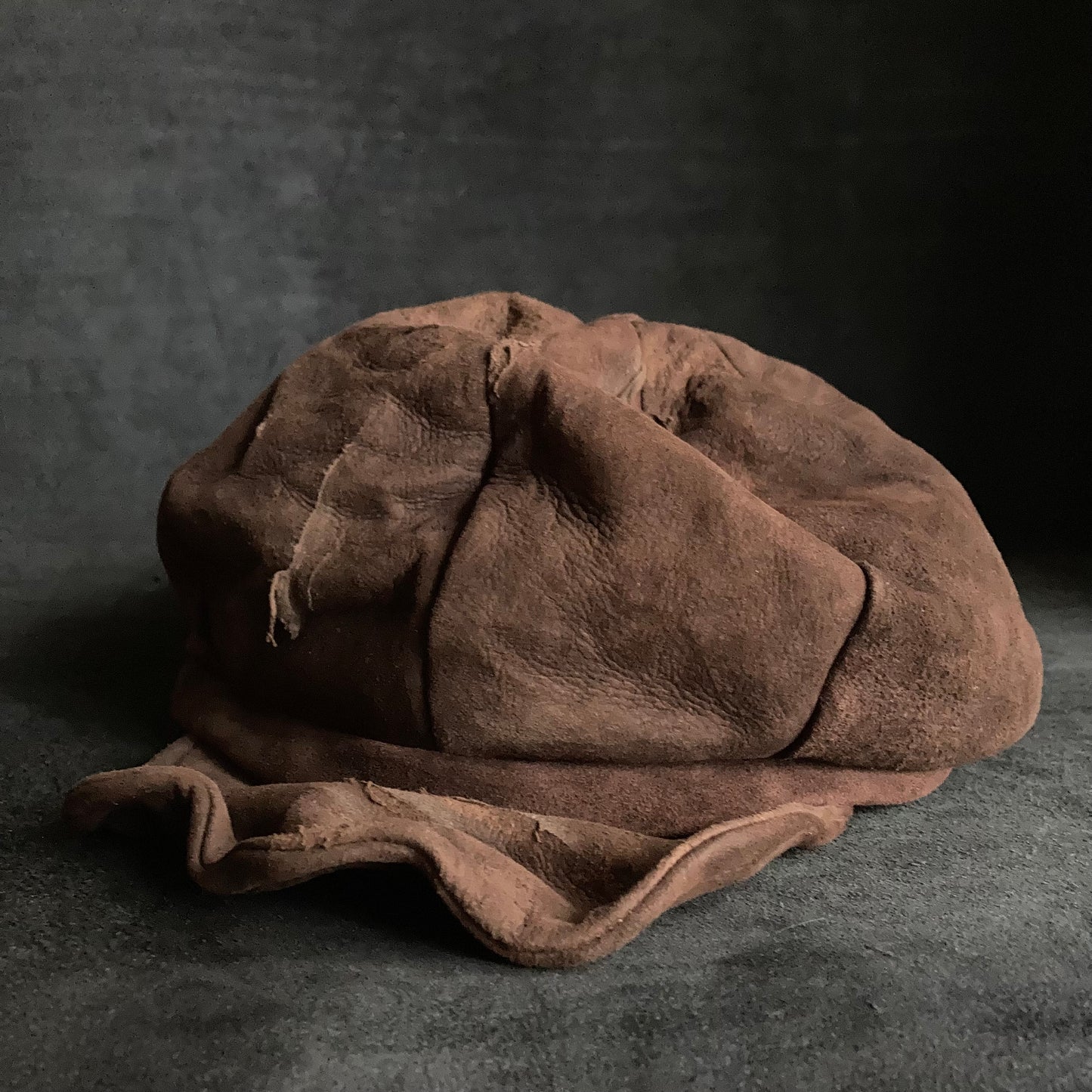 Hurt brown leather casquette