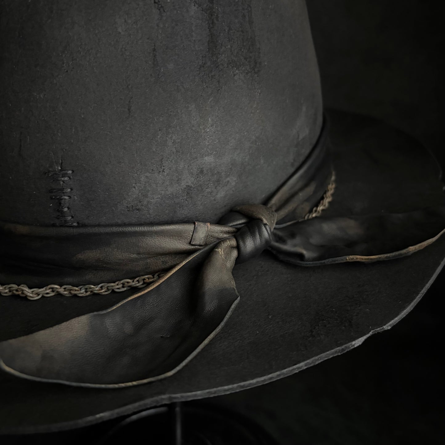 Charcoal rusty chain dark bowler hat