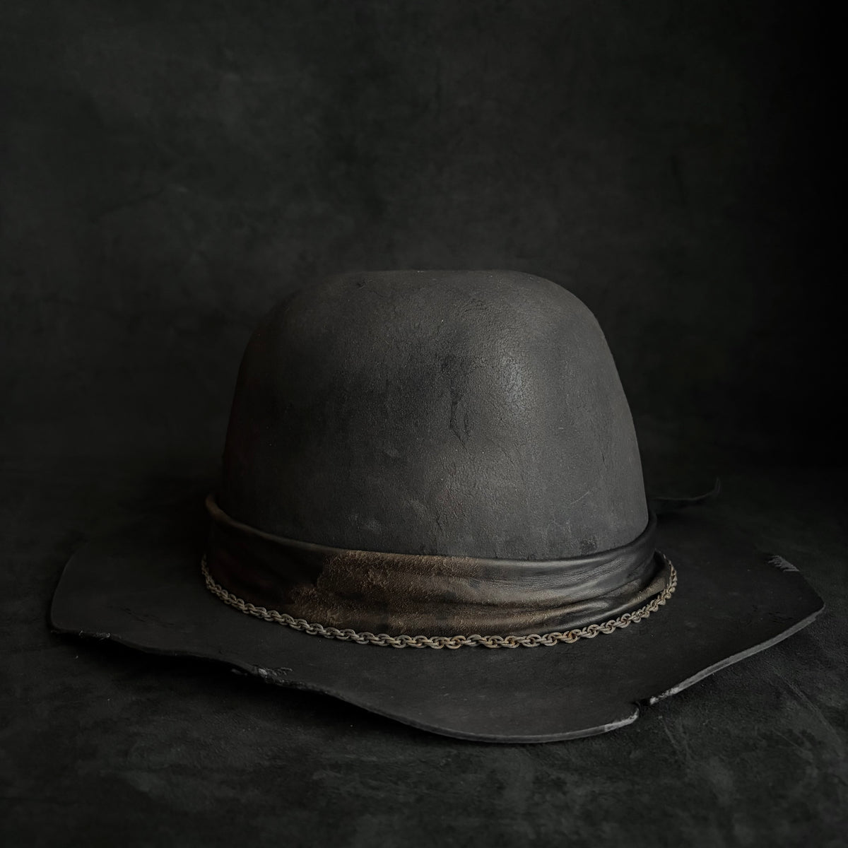 Charcoal rusty chain dark bowler hat