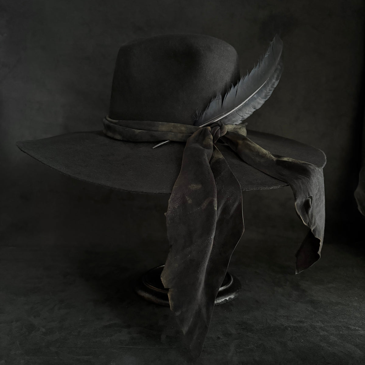 Reserved item (Black beaver hunter fedora hat)