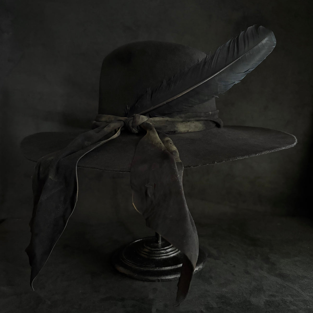 Reserved item (Black beaver hunter fedora hat)
