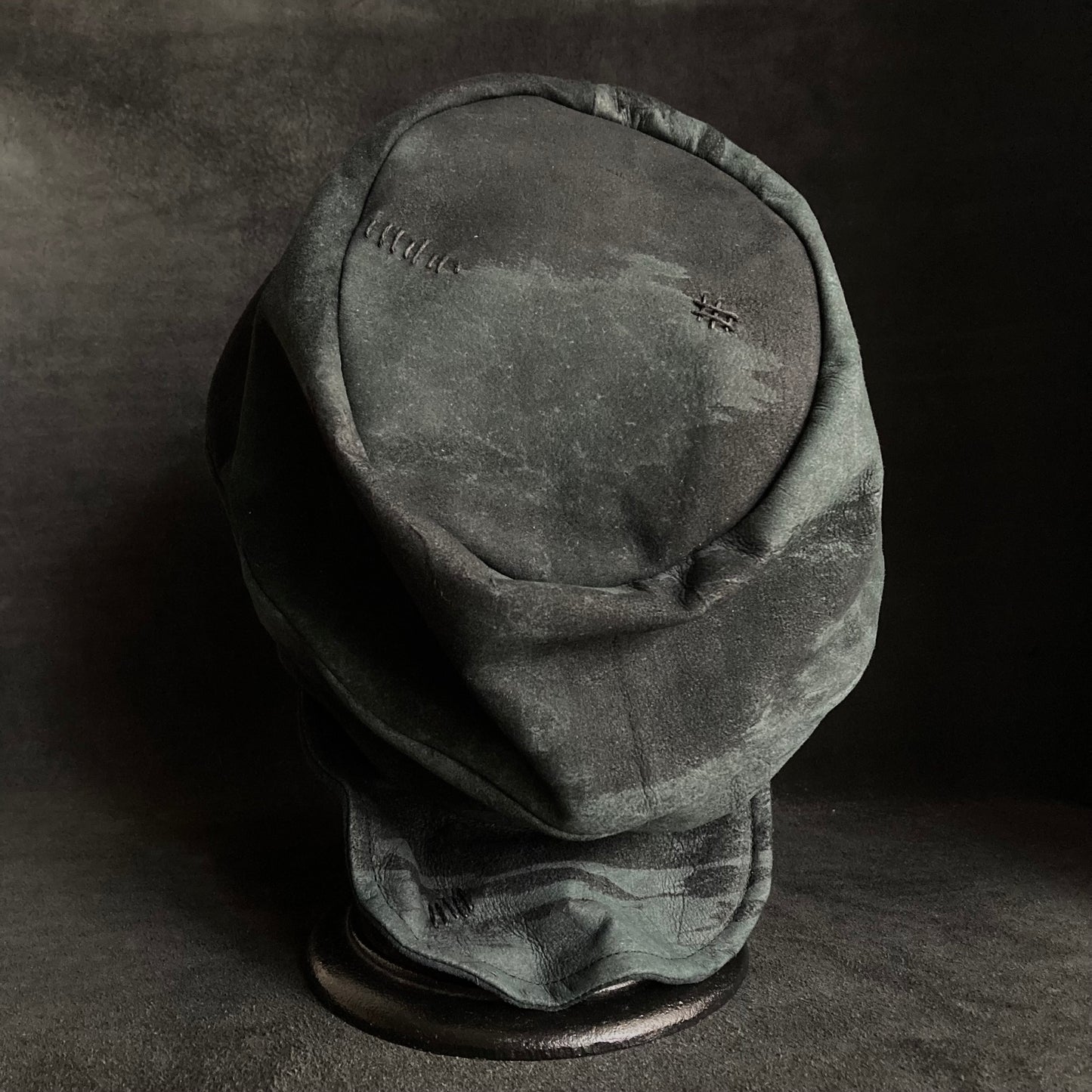 Lake leather stitch turn cap