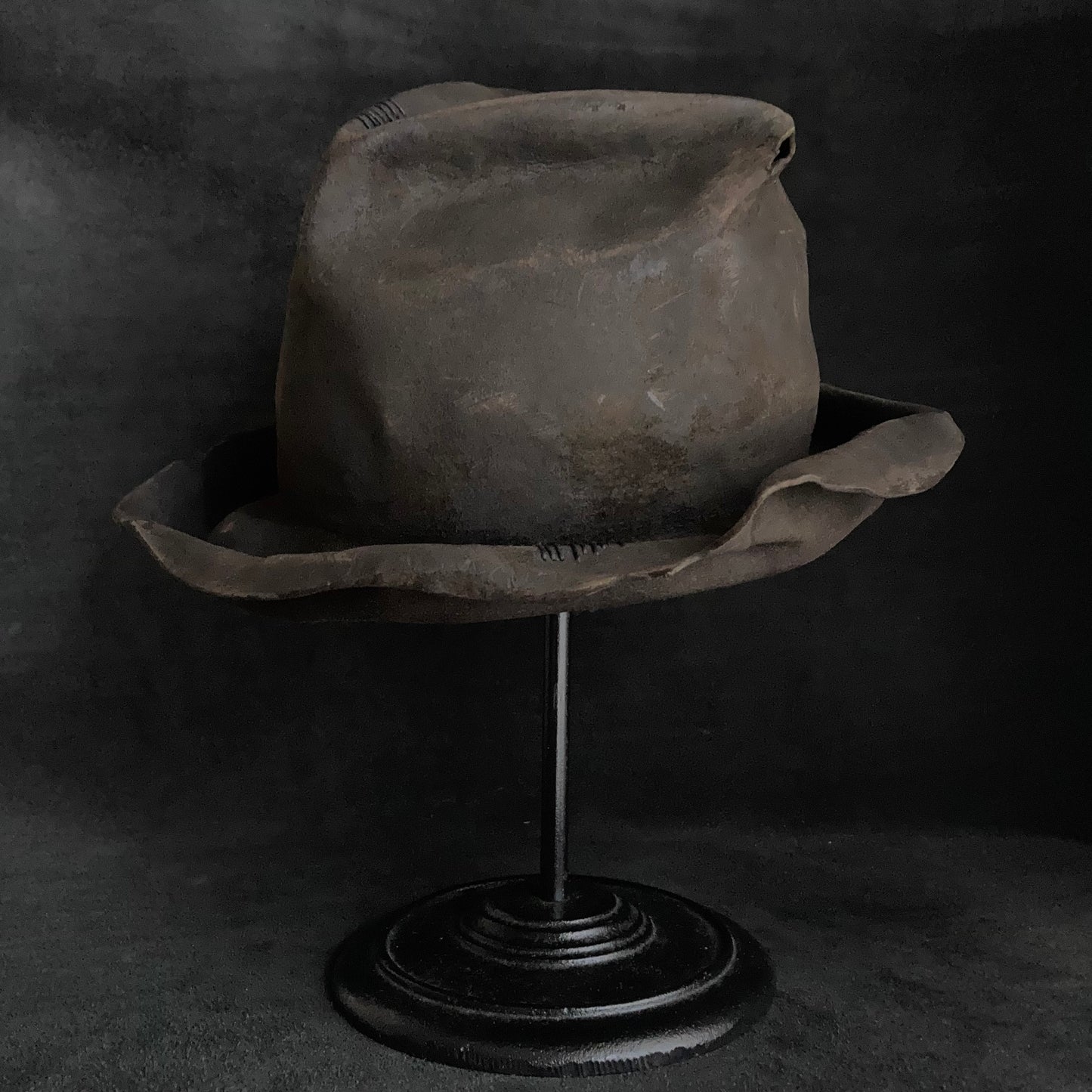Sense shape crushed fedora hat