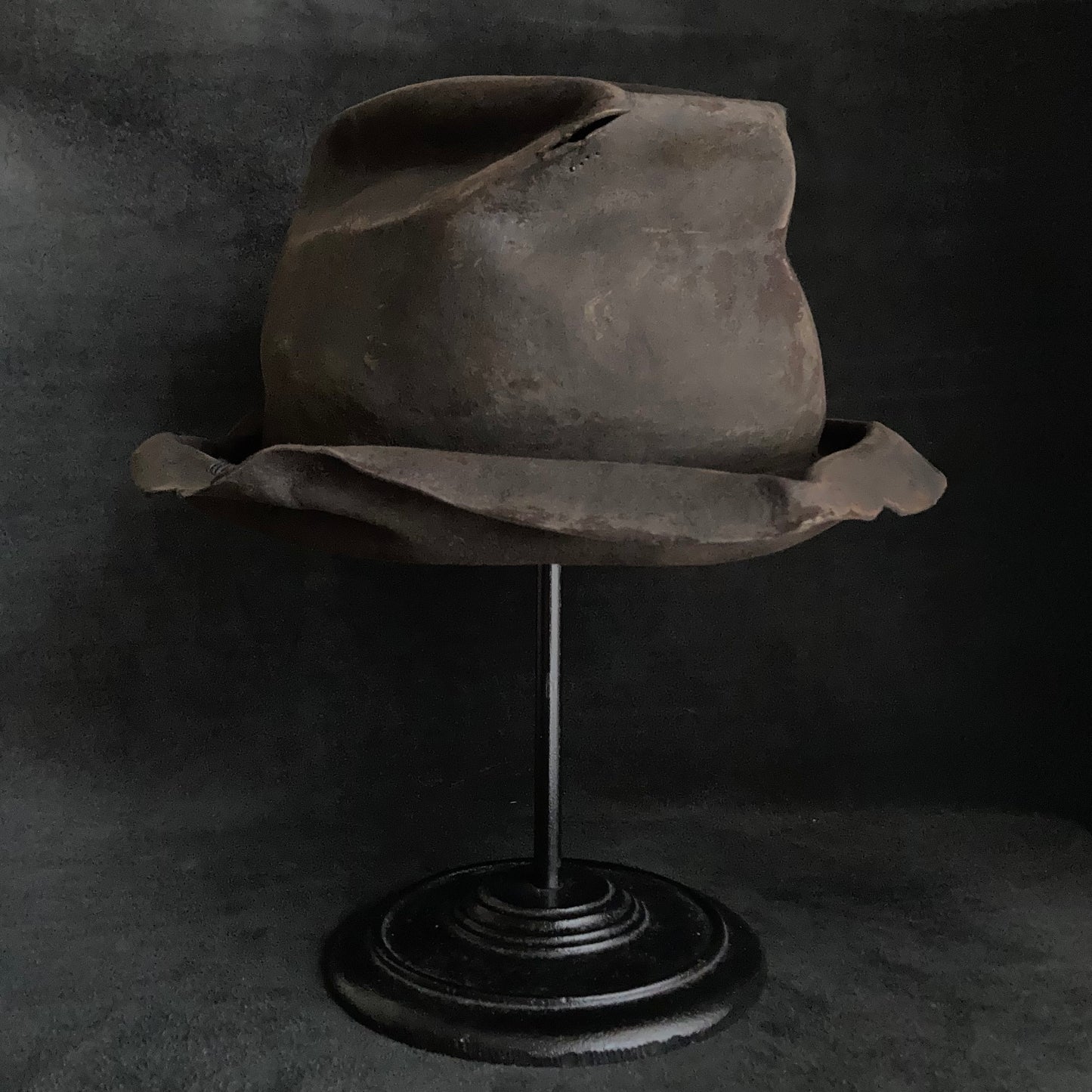 Sense shape crushed fedora hat