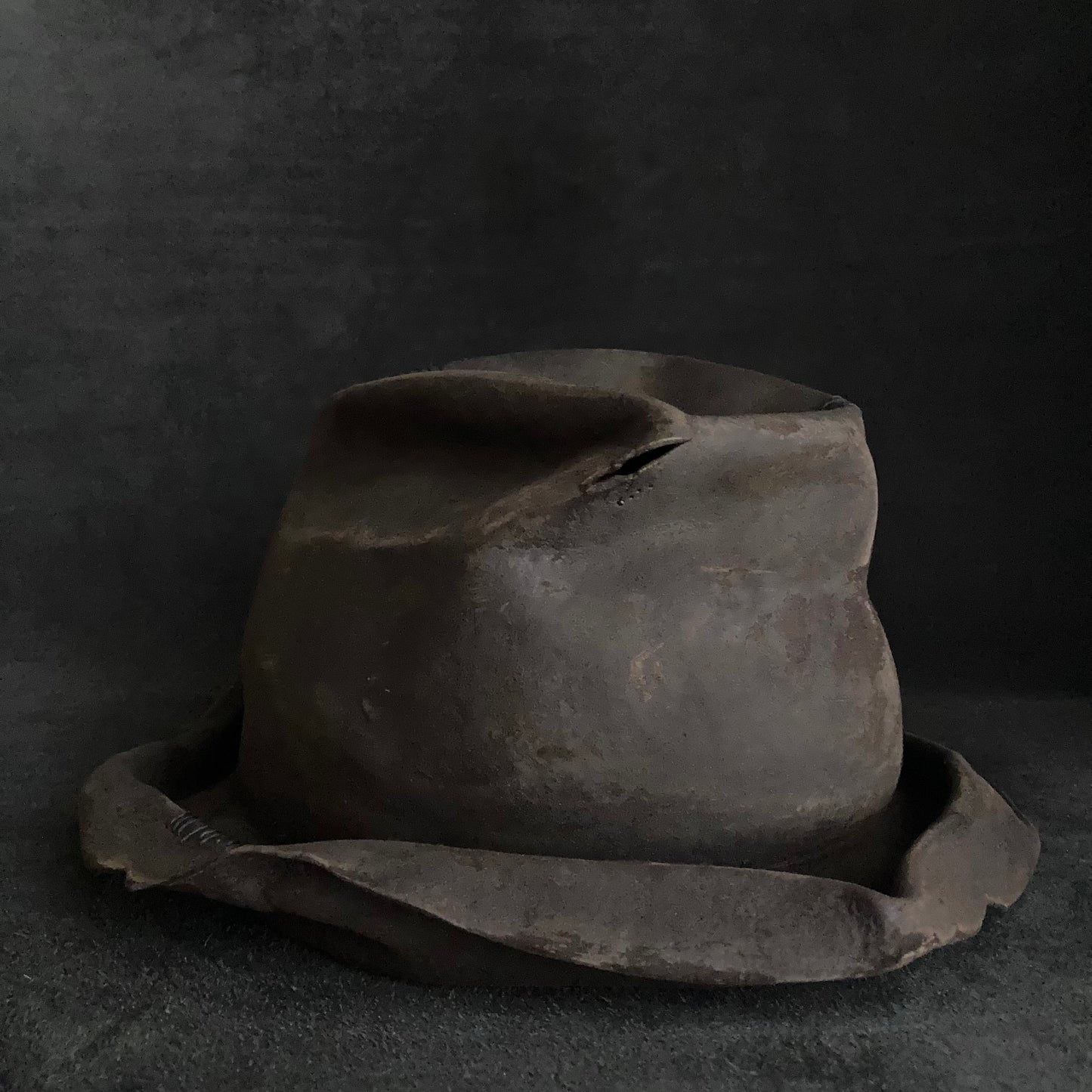Sense shape crushed fedora hat