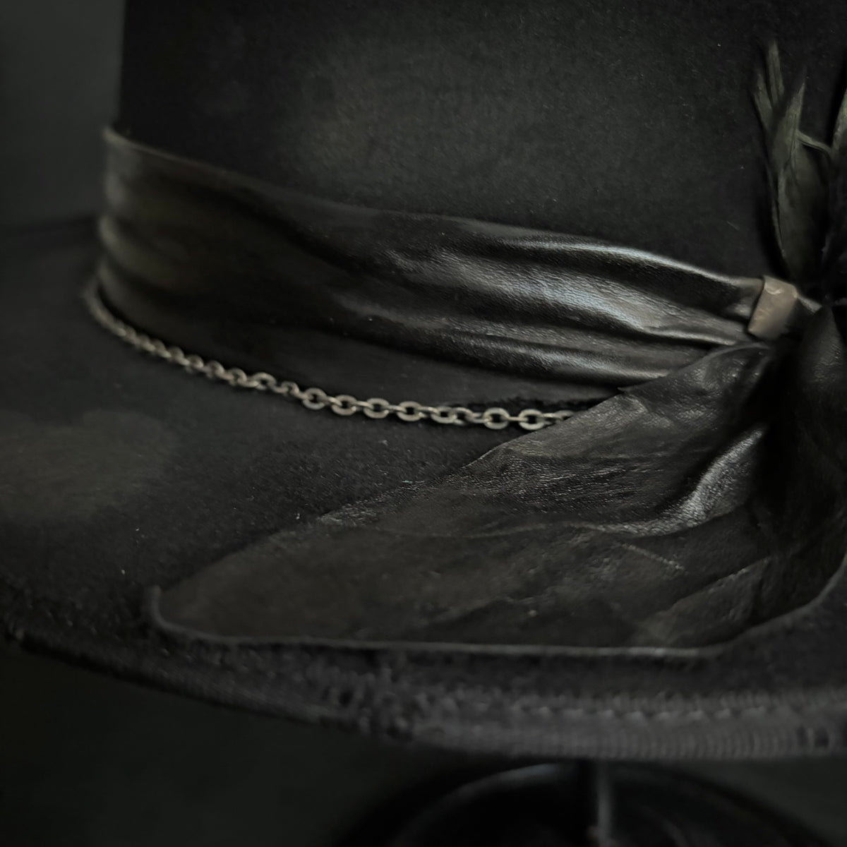 Defiance dull bowler hat