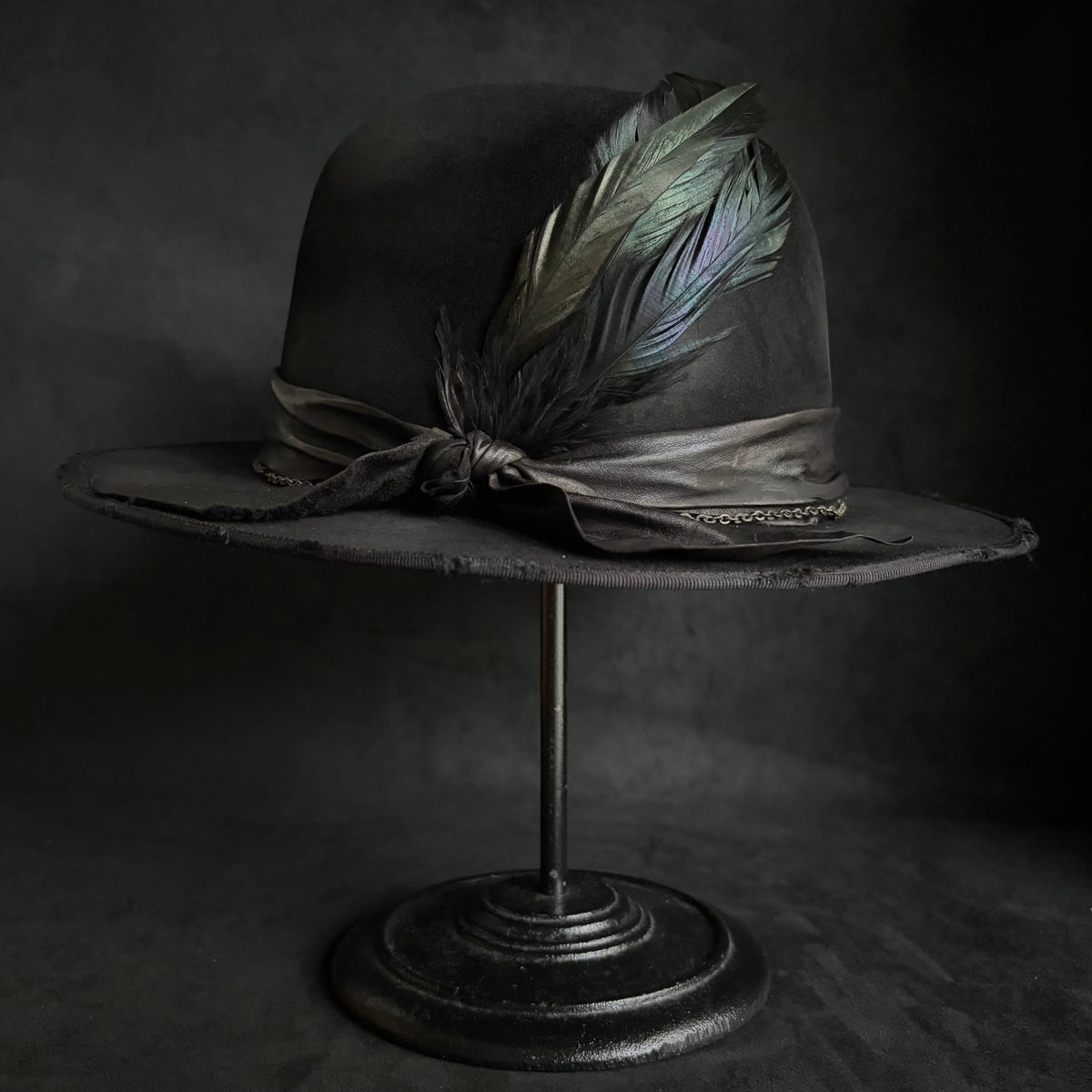 Defiance dull bowler hat