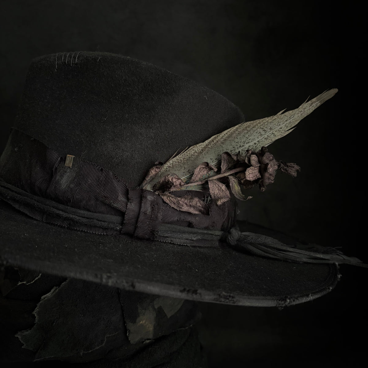 Reserved item (Correct black fade fedora hat (western weight))