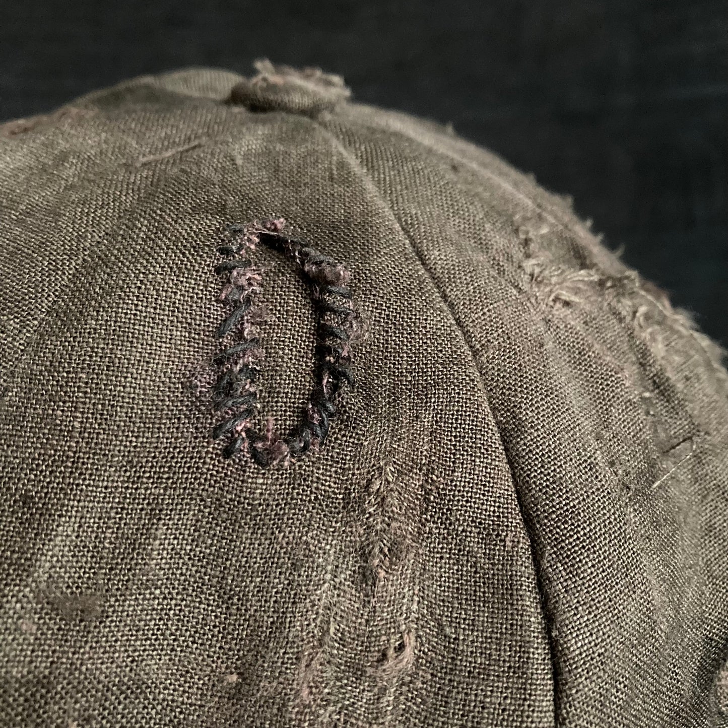 Brown khaki linen damage  casquette