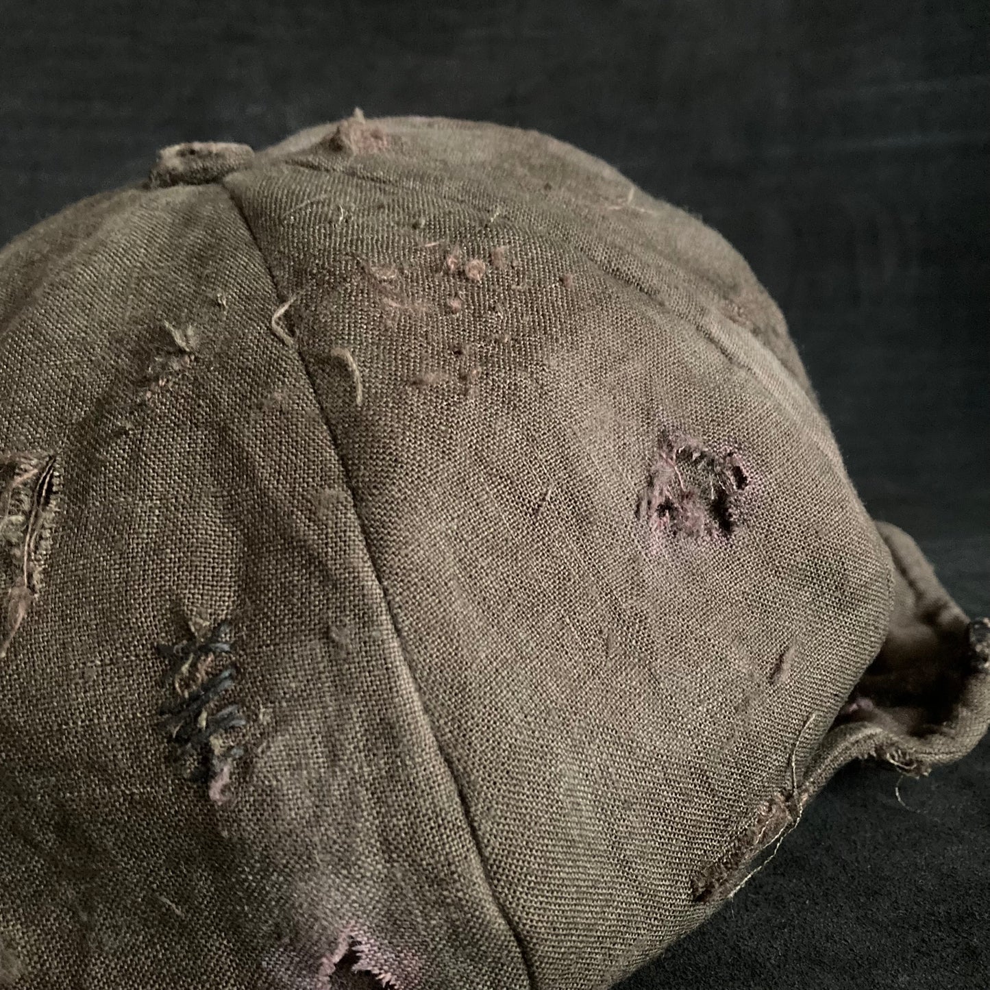 Brown khaki linen damage  casquette