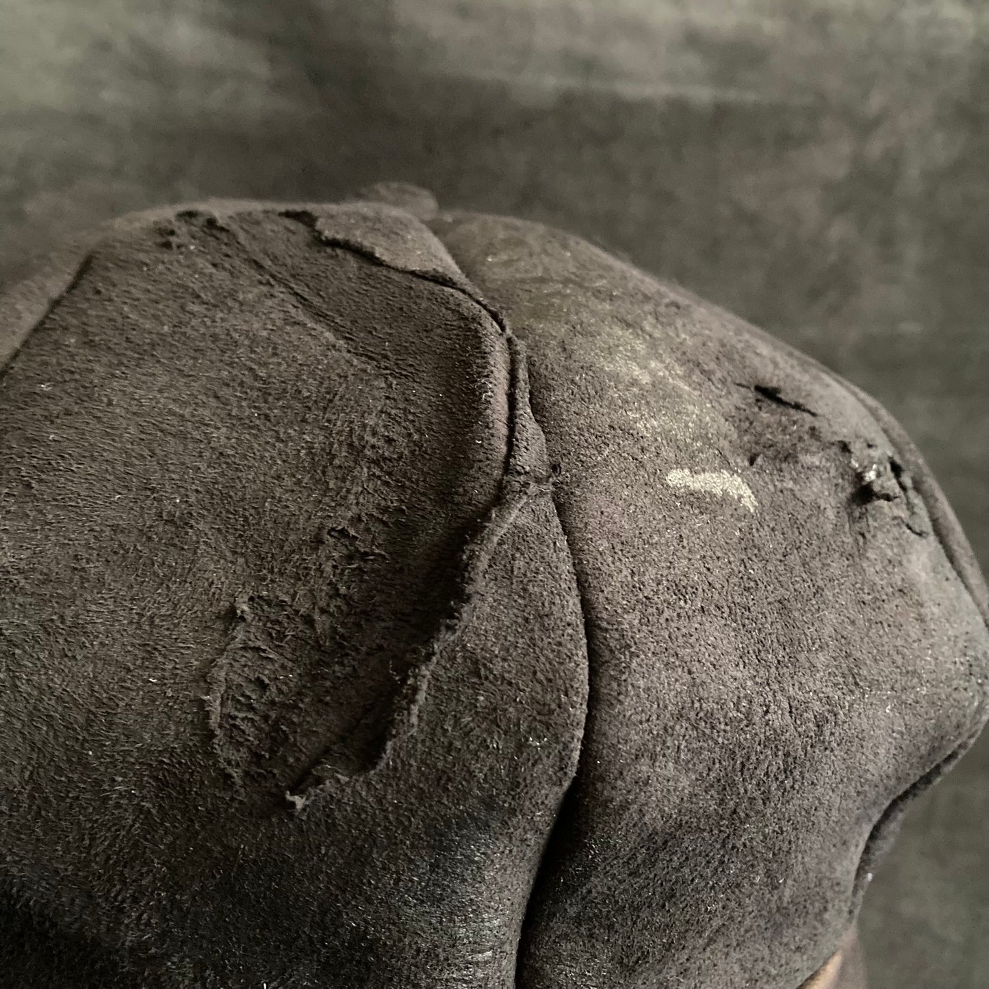 Floor leather beret
