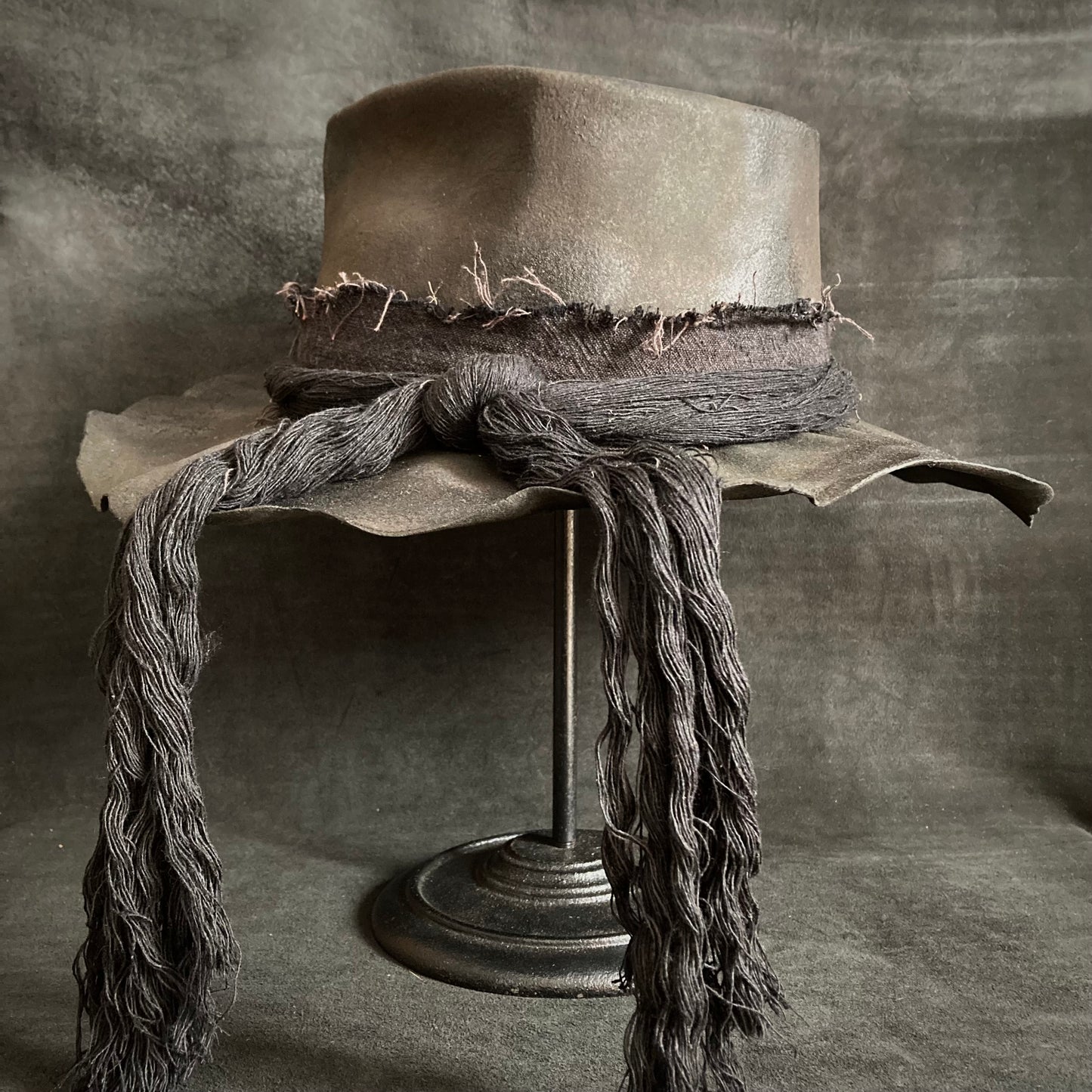 Charcoal string hang fedora hat