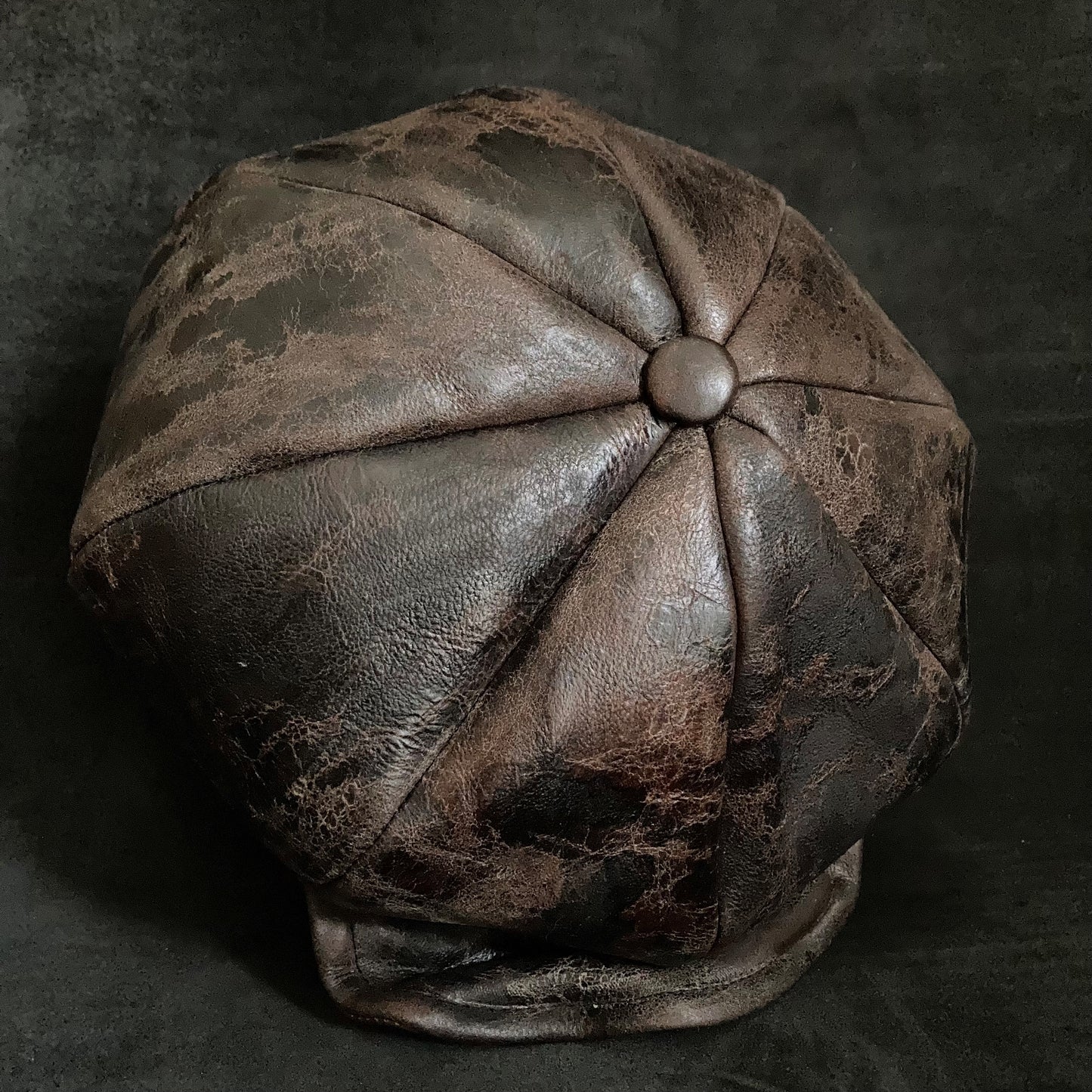 Brown dust  leather casquette