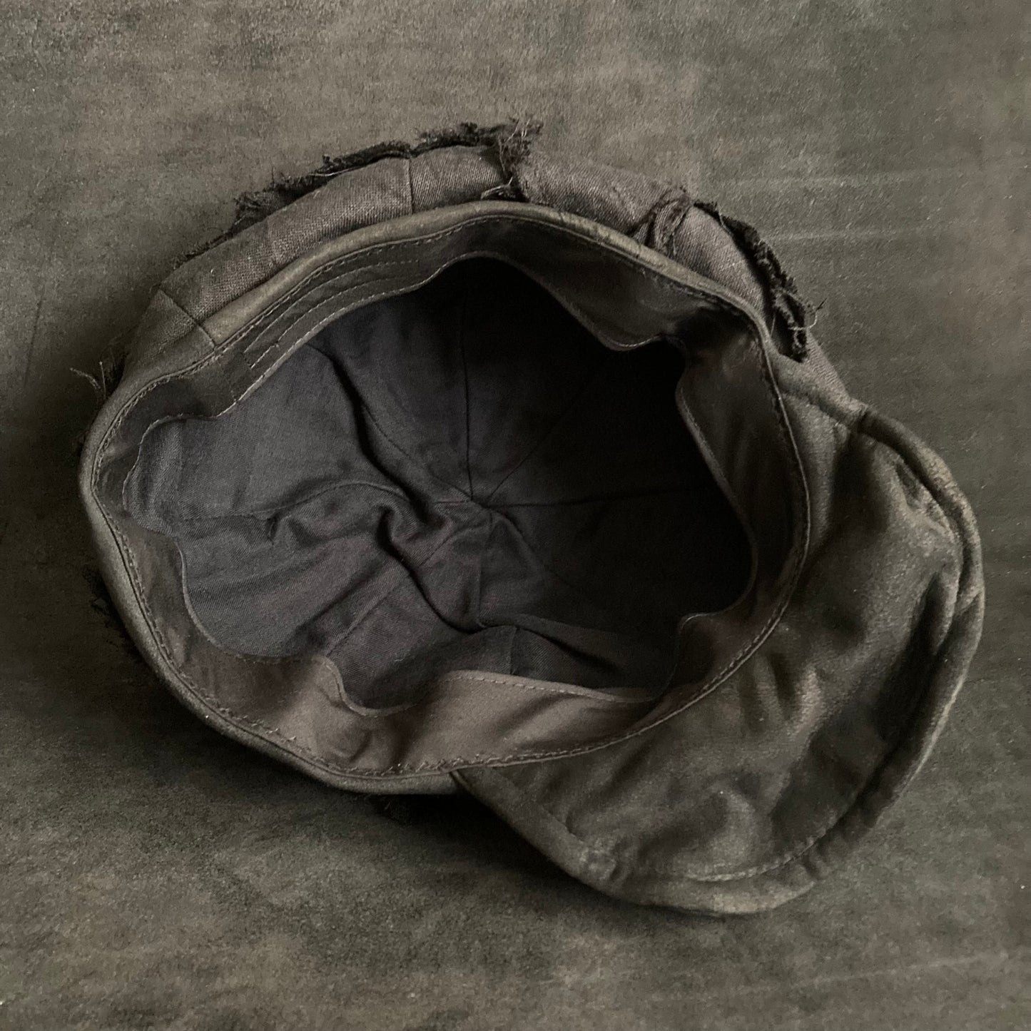 Black linen patchwork casquette