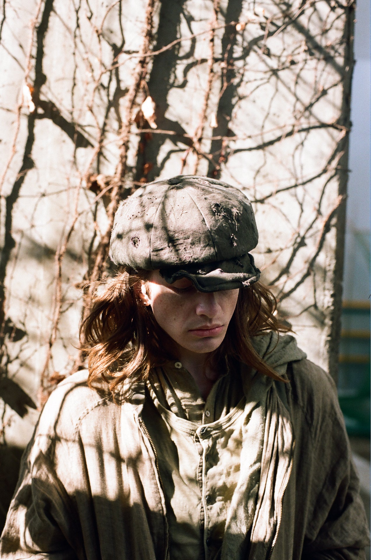 Brown khaki linen damage  casquette